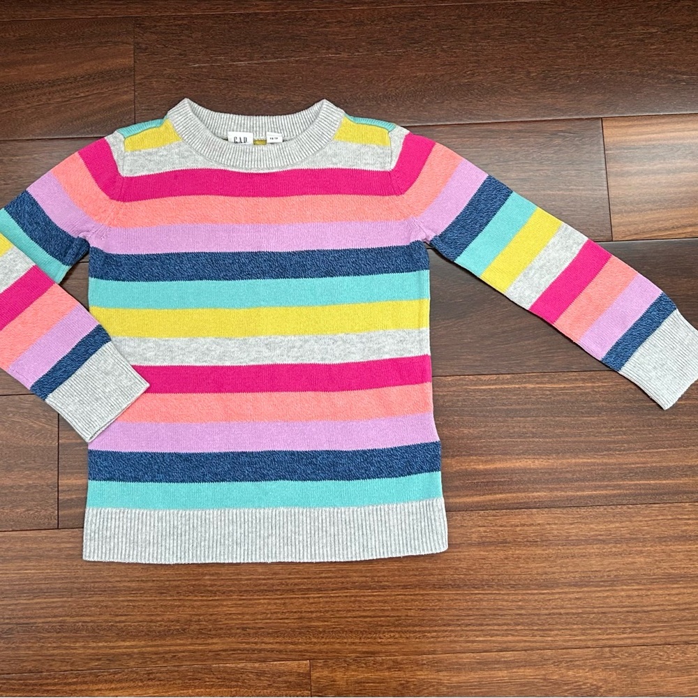 EUC GAP Kids Bright Rainbow Stripe Sweater